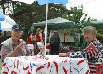 Roy Kirkham & Helen Gaston, Seaside Museum's Old Fashioned Social, July 4, 2004